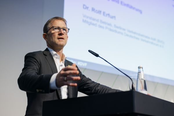 Dr. Rolf Erfurt